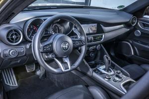 Alfa Romeo Giulia Veloce Q2 2019 года 